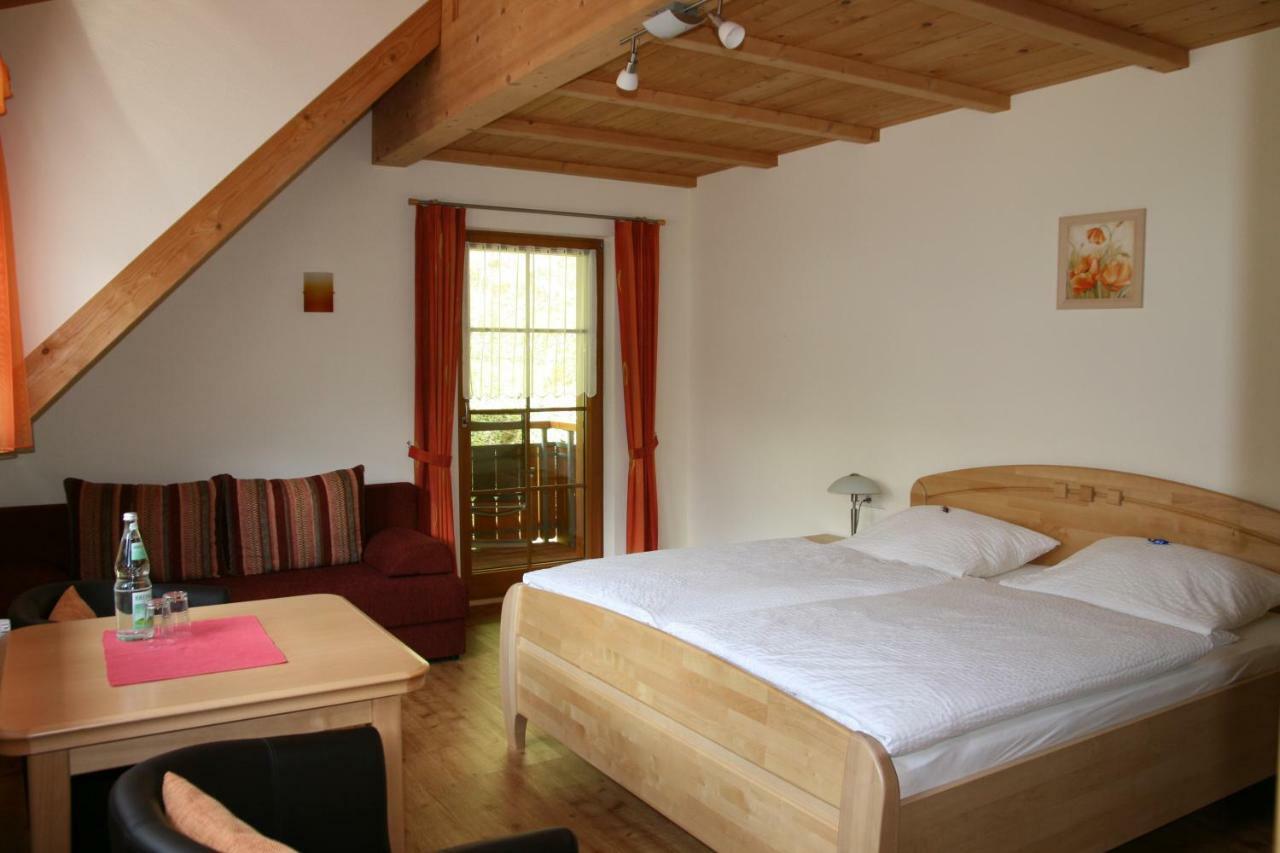 ווידן Gaestehaus Sonnhalde מראה חיצוני תמונה