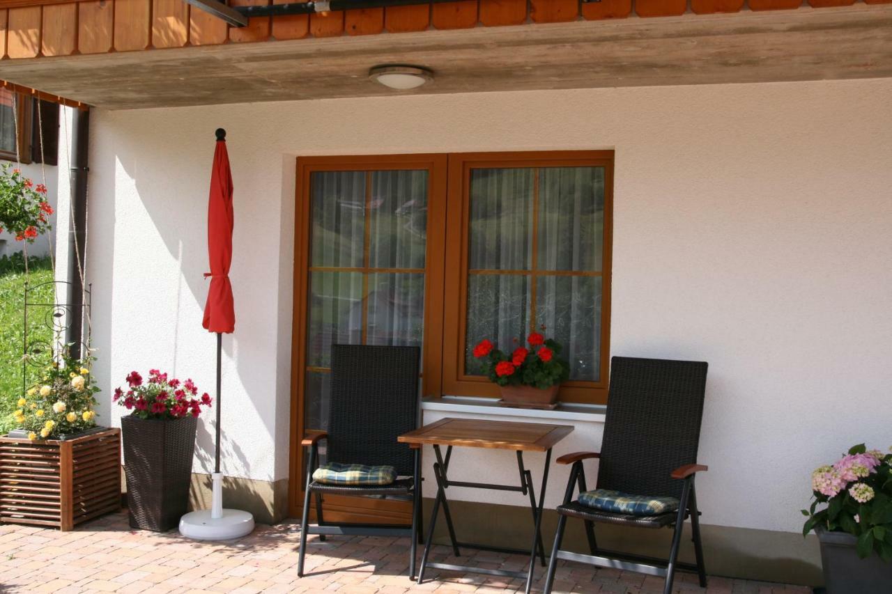ווידן Gaestehaus Sonnhalde מראה חיצוני תמונה